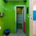 Ganbara - Self Check In Hostel